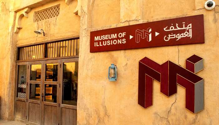 Immerse into the world of illusions at the Museum of Illusions is one of the best indoor activities in Dubai