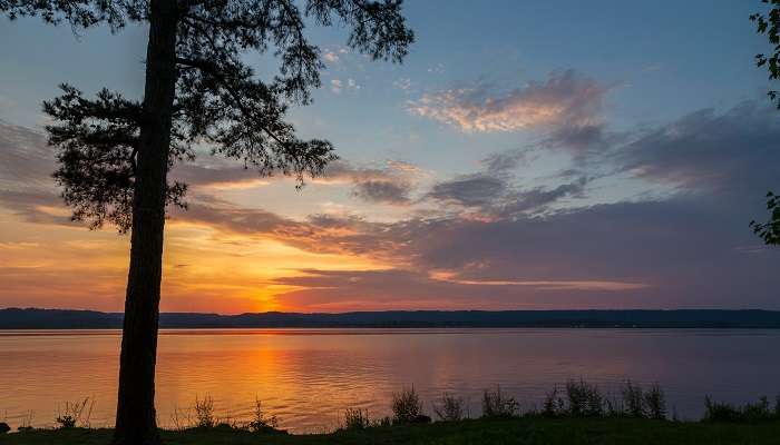 Guntersville is among the serene small towns in Alabama