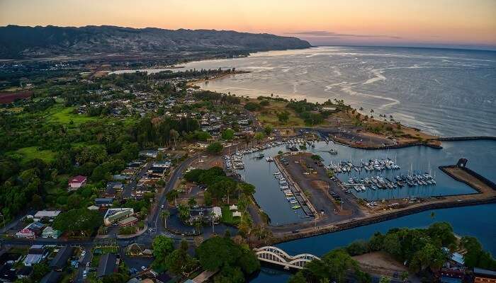 A stunning view of Haleiwa, one of the best small towns in Hawaii