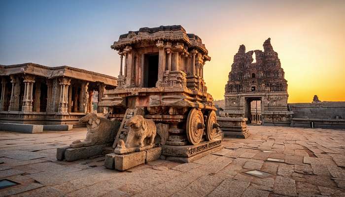 Hampi, Karnataka, C’est l’une des meilleurs lieux touristiques en Inde du Sud pendant l’été
