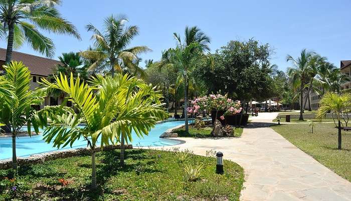 Royal Garden Resort, C’est l’une des meilleurs complexes hôteliers près de mumbai