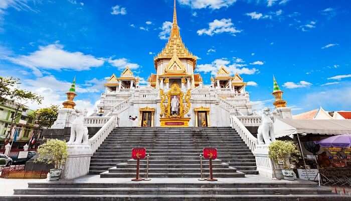 Wat Traimit is a religious shrine near Siam Square Bangkok
