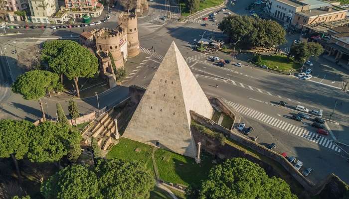 The aerial view of the Pyramid of Cestius in Testaccio, one of the hidden gems in Italy