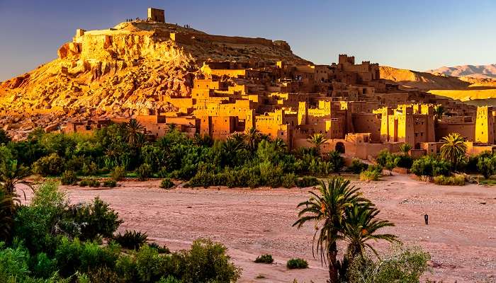 मोरक्को में घूमने के लिए सबसे अच्छी जगहें में से एक एट बेन हैडौ है