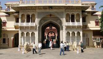 places to visit with family in rajasthan