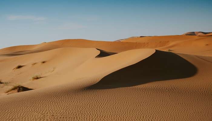 मोरक्को में सहारा रेगिस्तान घूमने के लिए सबसे अच्छी जगह है