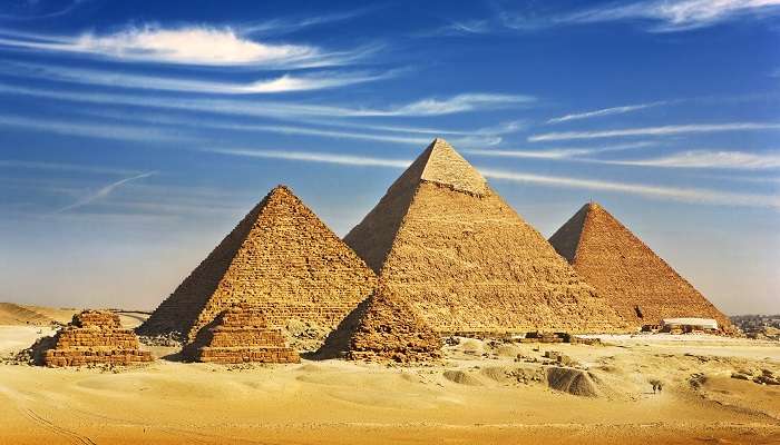 One of the most interesting facts about the great pyramids of Giza is that it is dated Back To The Reign Of King Khufu