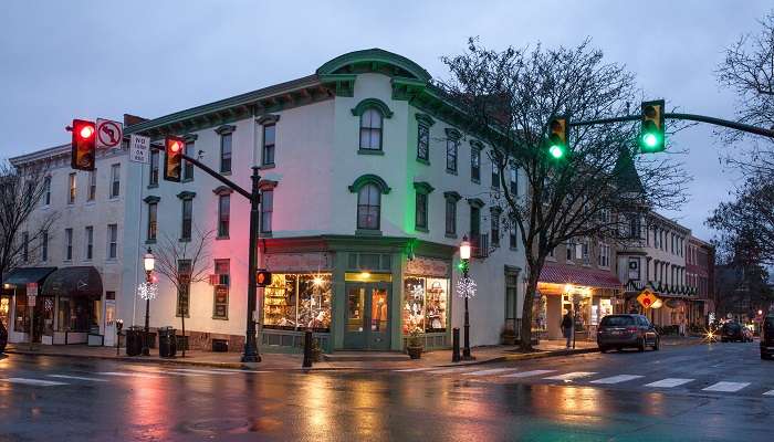 Doylestown is one of the best small towns in Pennsylvania that attracts tourists