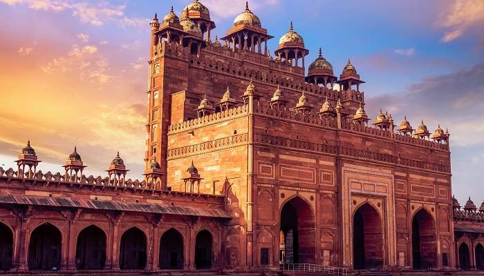 Fatehpur Sikri, once a Mughal capital is now the most popular place to visit near Taj Mahal
