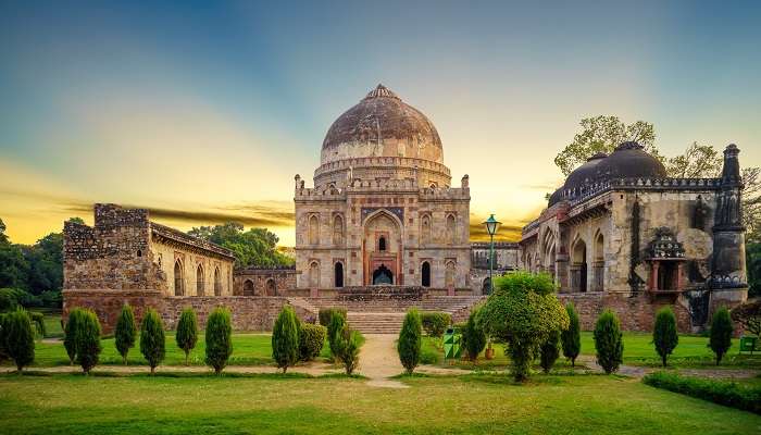 Take an evening stroll at Lodhi Garden, one of the best places to visit near Humayun Tomb