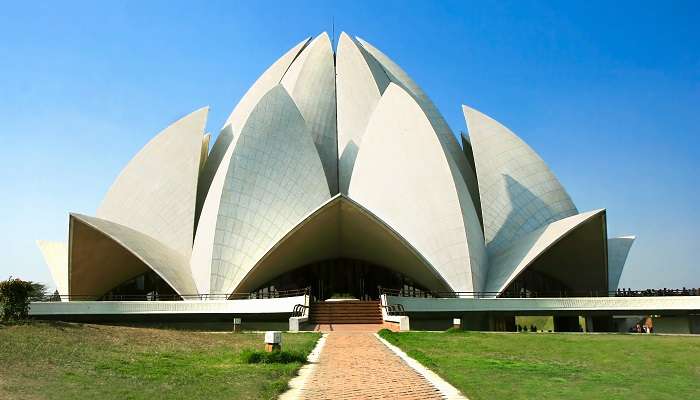 Places To Visit Near Lotus Temple