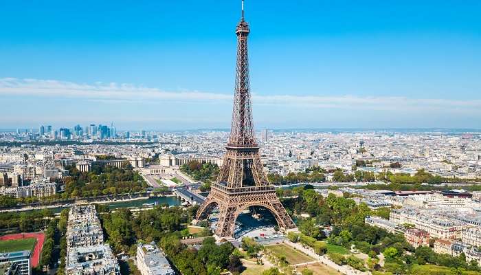 Places to visit near Eiffel Tower
