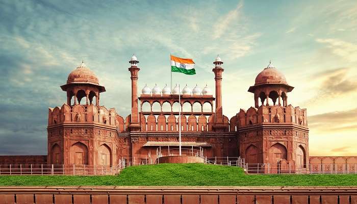 The view of Red Fort, among the best places to visit near Jama Masjid