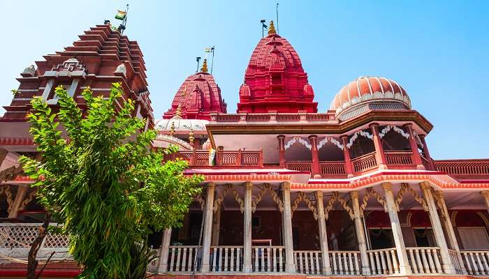 Sri Digambar Jain Lal Mandir is one of the oldest Jain temple in Delhi