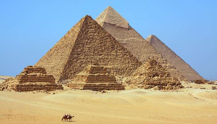 One of the astonishing facts about the great pyramids of Giza is that it took almost 20 years to complete the structure 