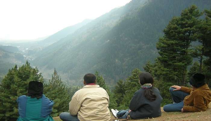 पहलगाम कश्मीर के सबसे प्रसिद्ध हनीमून स्थल में से एक है