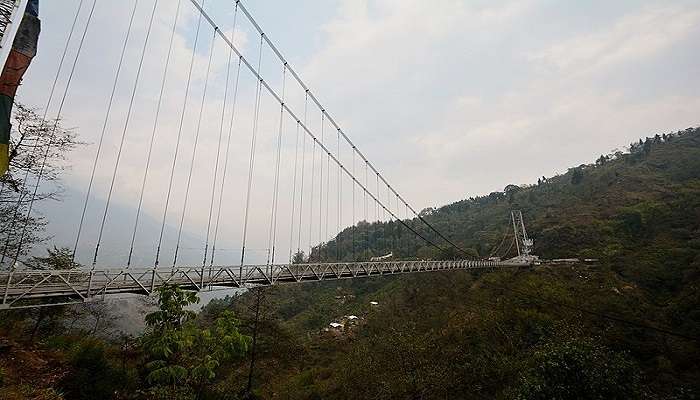 सिक्किम में सबसे ऊंचा और पूरे एशिया में दूसरा सबसे ऊंचा, सिंगशोर ब्रिज घूमने के लिए एक दिलचस्प जगह है
