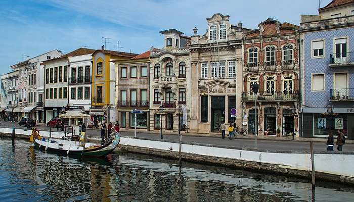 Popular for its beautiful canals and colorful Moliceiros boats, the small town of Aveiro is a must-visit by tourists