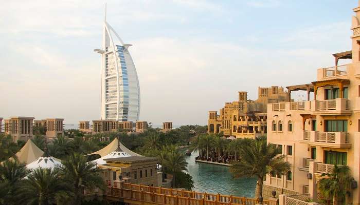 Burj Al Arab à Dubaï, C’est l’une des meilleur hôtels 7 étoiles dans le monde