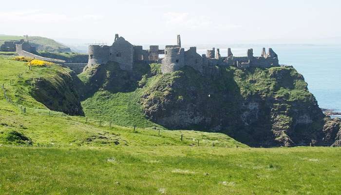 Chateau de Dunluce, C’est l’une des meilleurs endroits à visiter au Royaume-Uni