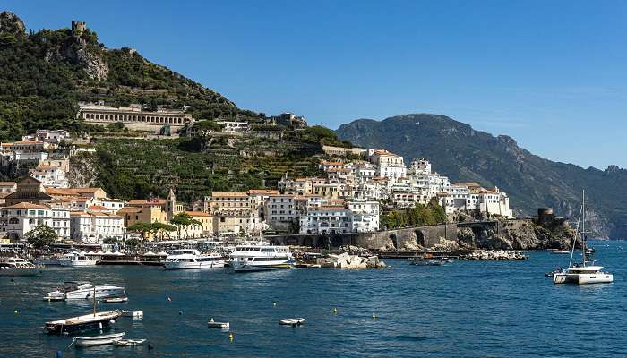 Côte amalfitaine, C’est l’une des meilleures endroits touristiques en Italie