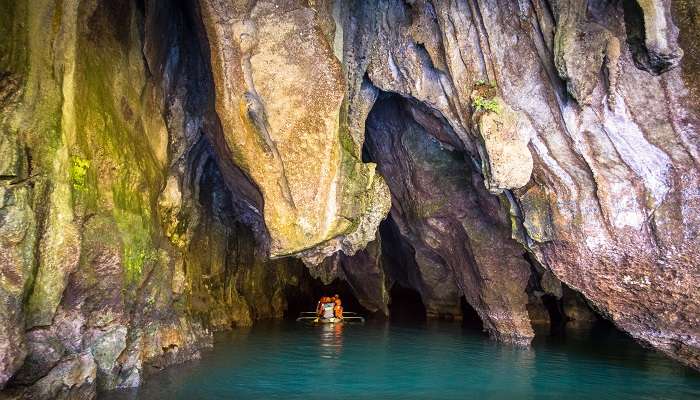  Being the longest underground river in Europe, Coves de Sant Josep is definitely something you want on your bucket list