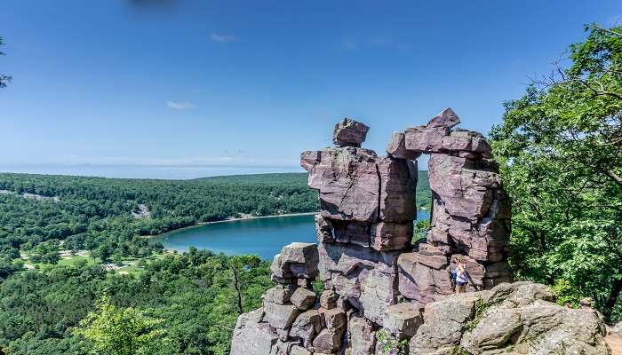 The scenic view of Devil’s Lake State Park, among the thrilling camping sites in Wisconsin.