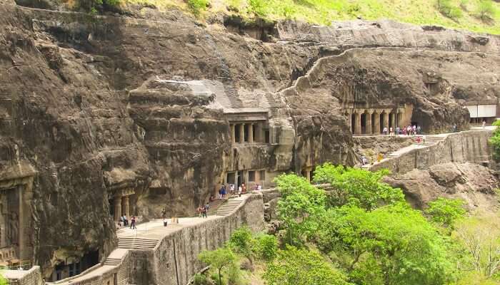 Grottes d'Ajanta et d'Ellora, Aurangabad,  C’est l’une des meilleurs lieux historiques célèbres en Inde