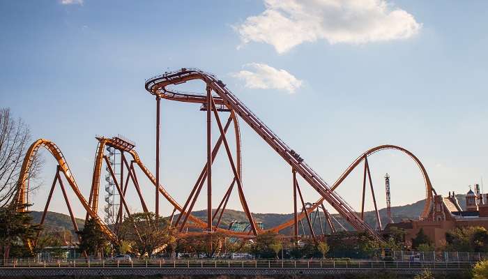 The roller coaster in Gyeongju World, among the famous amusement parks in Korea.