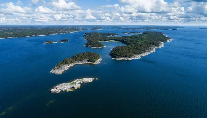 The jaw-dropping view of a small island in the Archipelago Sea near Hanko.