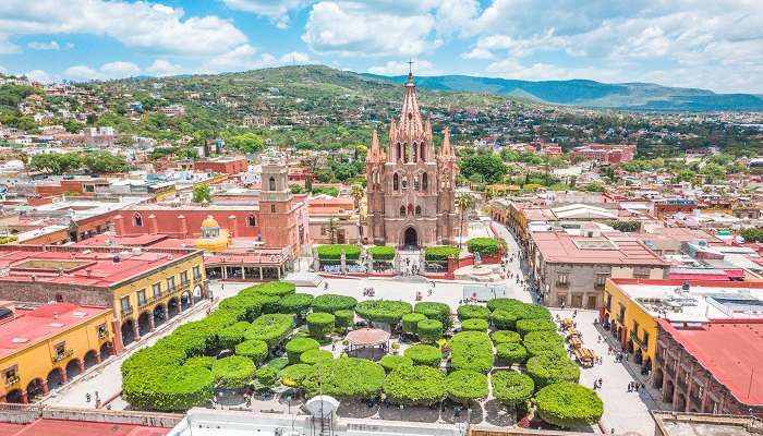 San Miguel de Allende is one of the picturesque small villages in Mexico