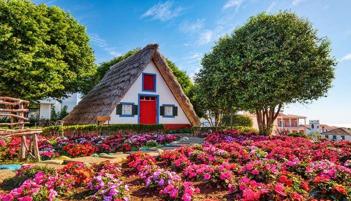 With its traditional houses and natural landscape, Santana is the perfect place if you want to learn about Portuguese culture