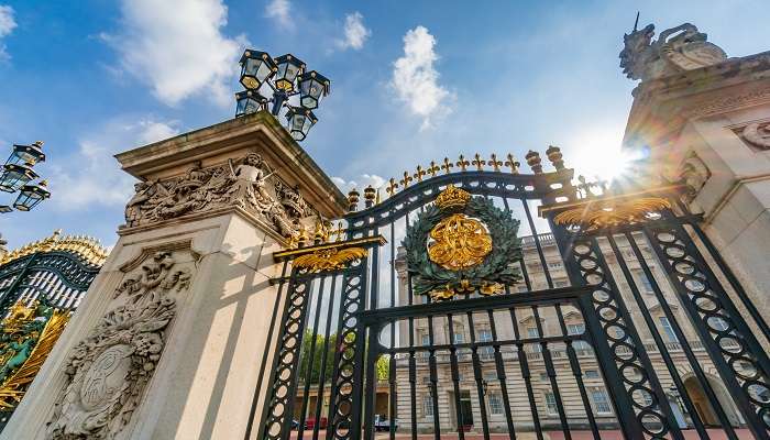 one of the interesting facts about Buckingham Palace is that its security has been breached once.