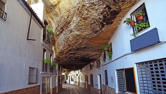 Built under huge rocks, Setenil de las Bodegas is a unique village that is certainly one of the best hidden gems in Spain