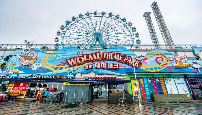 The view of one of the famous amusement parks in Korea, Wolmi Theme Park.