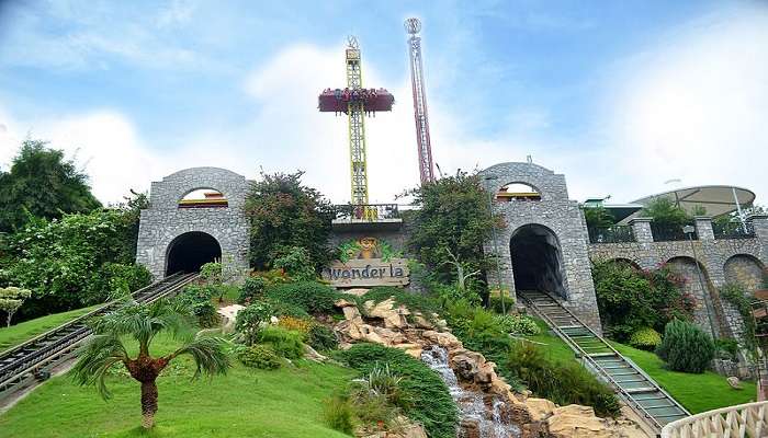 Amazing rides at WonderLa Water park, one of the fantastic offbeat places in Bangalore