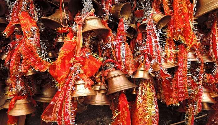The Sowthadka Shri Mahaganapati Temple has bells tied around the poles with strings