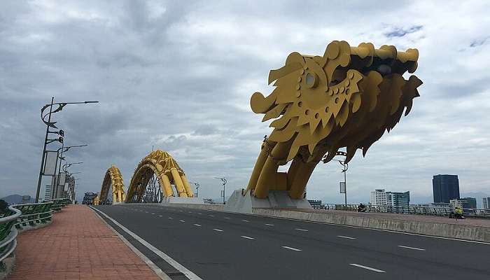  An image of the Dragon Bridge in Vietnam 