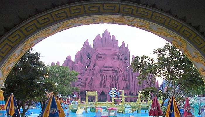 This theme park is in Ho Chi Minh City, Vietnam, and is famous as the ‘holy paradise of the underwater things’. 