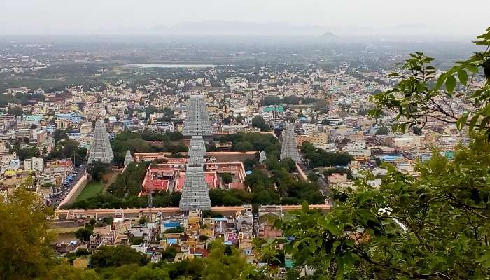 Temple lies at the foot of Tiruvannamalai Hills and features one of the tallest temple towers in India.