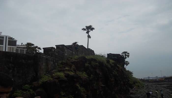Bandra Fort: Historic picnic spot in Mumbai