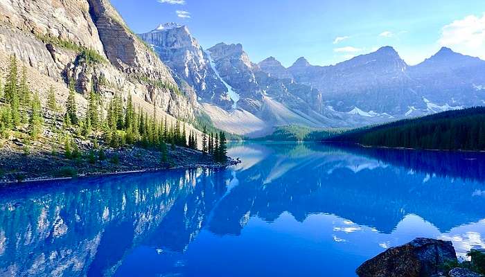 On a road trip from Vancouver to Banff National Park, you’ll see Lake Moraine at Banff National Park 