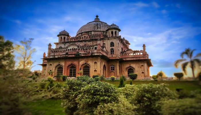 A delightful view of Begum Hazrat Mahal Park