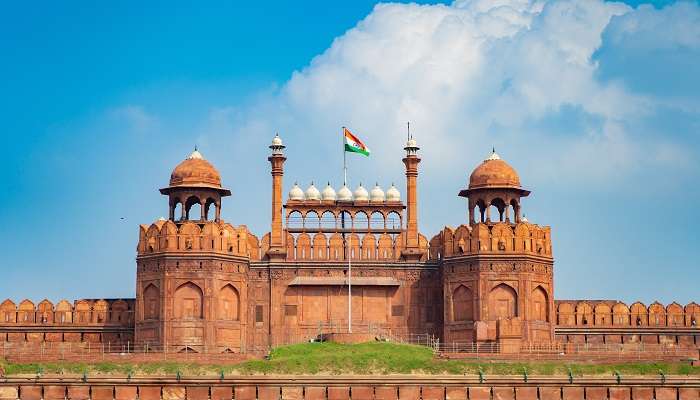 Red fort in Delhi, worth witnessing following the Mumbai to Delhi road trip
