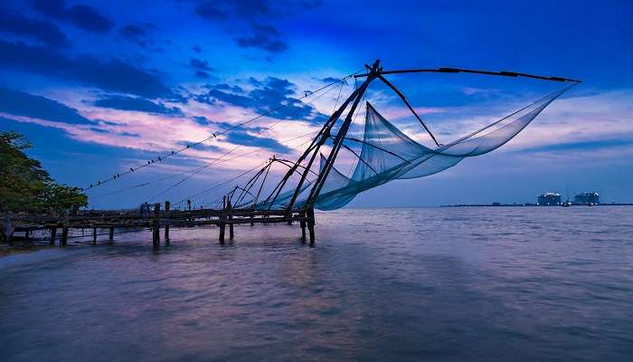 Fishing net at Fort Cochin, a place to explore during the Cochin to Munnar road trip