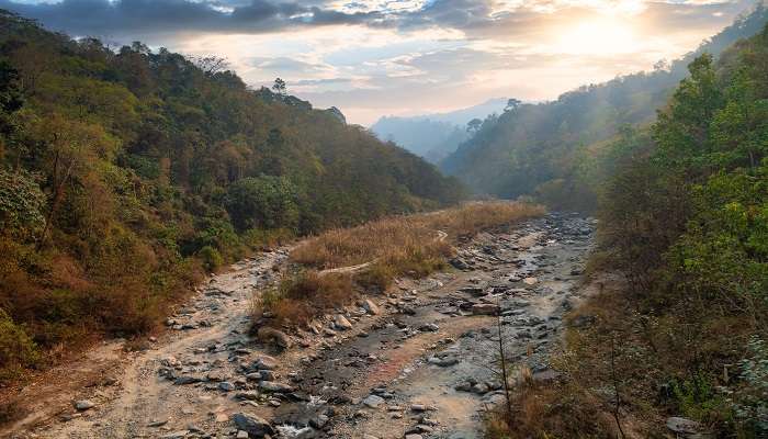 Offbeat places near Kalimpong include Bidyang