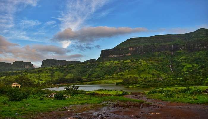 Breathtaking panoramic view from the Brahmagiri Trek,a must-include itinerary for trekking near Mysore.