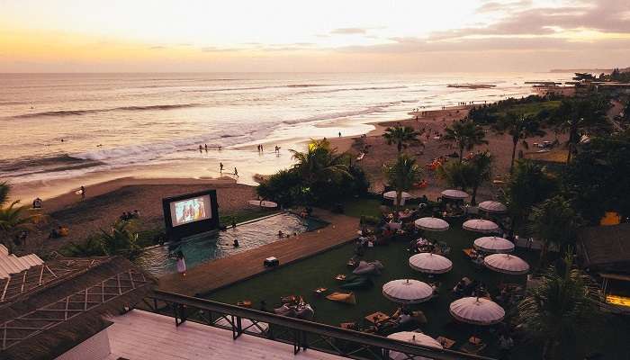 The jaw-dropping vista of one of the best beach clubs in Bali- The Lawn.