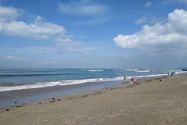  Located near the majestic Canggu beach, Canggu Surf Camp is a surfer’s dream and definitely worth the price