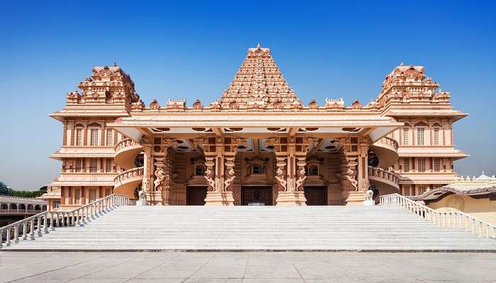 Built in 1974, Chatterpur Temple is just a short distance from Birla Temple and definitely worth visiting
